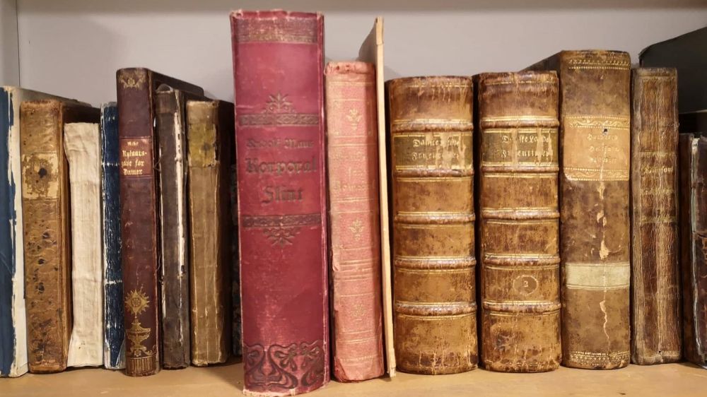 HISTORICAL BOOKS